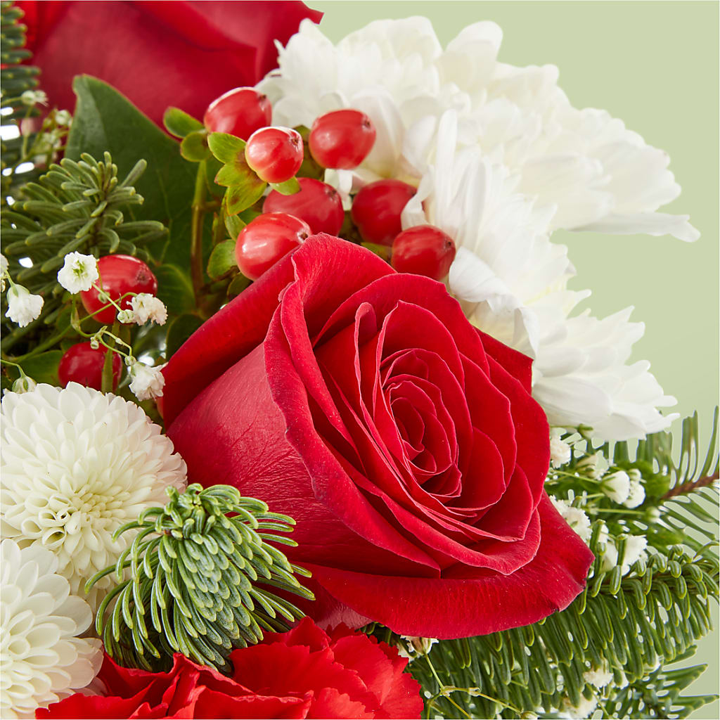 Chance of Flurries Bouquet –  Bamboo Flowers, Buford GA